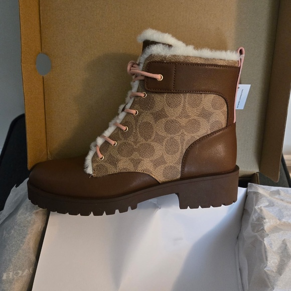 Coach Vintage Brown Booties NWT - Picture 5 of 8